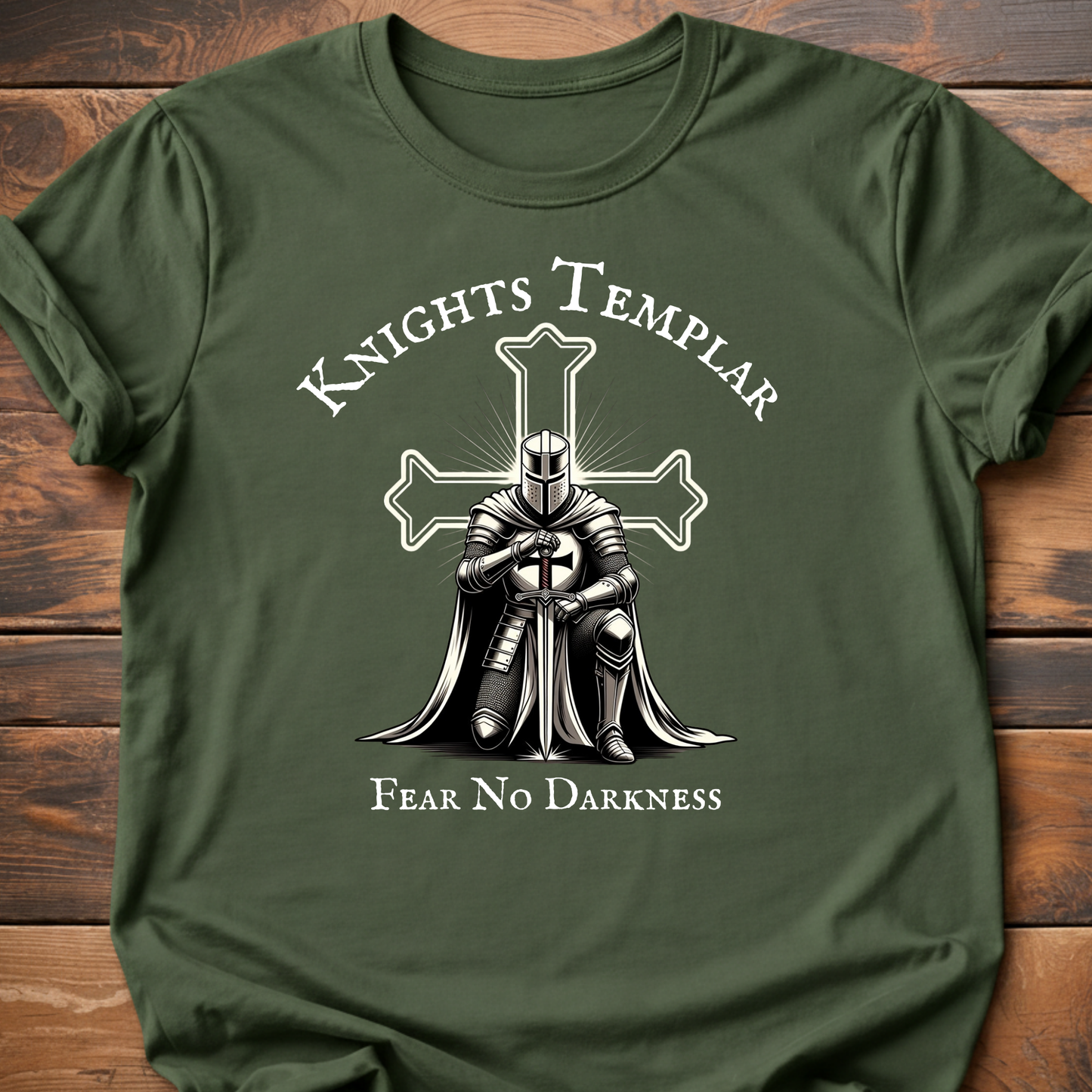 Knights Templar Fear No Darkness Graphic T-Shirt