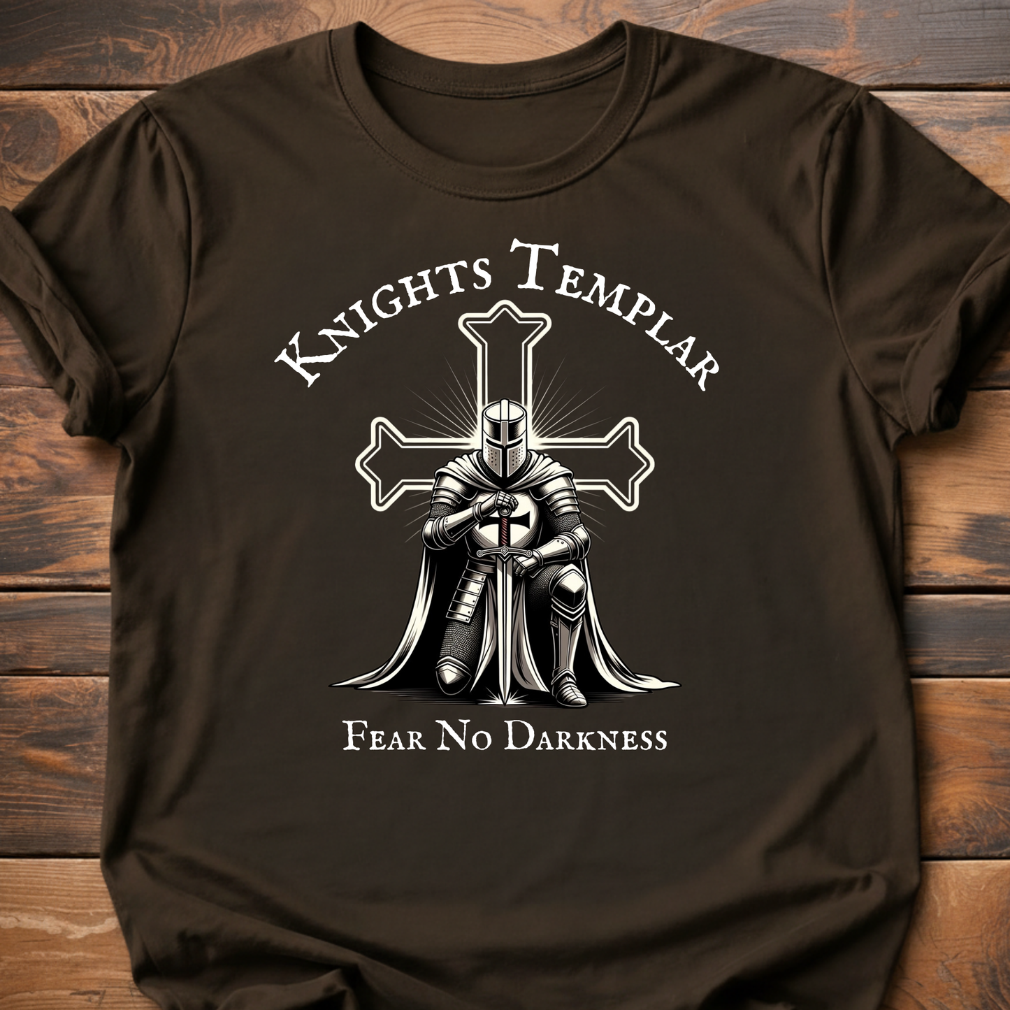 Knights Templar Fear No Darkness Graphic T-Shirt